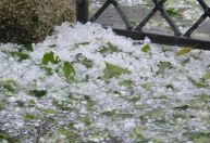 Tempestade com granizo coloca 316 cidades de MG em alerta de perigo; veja onde
