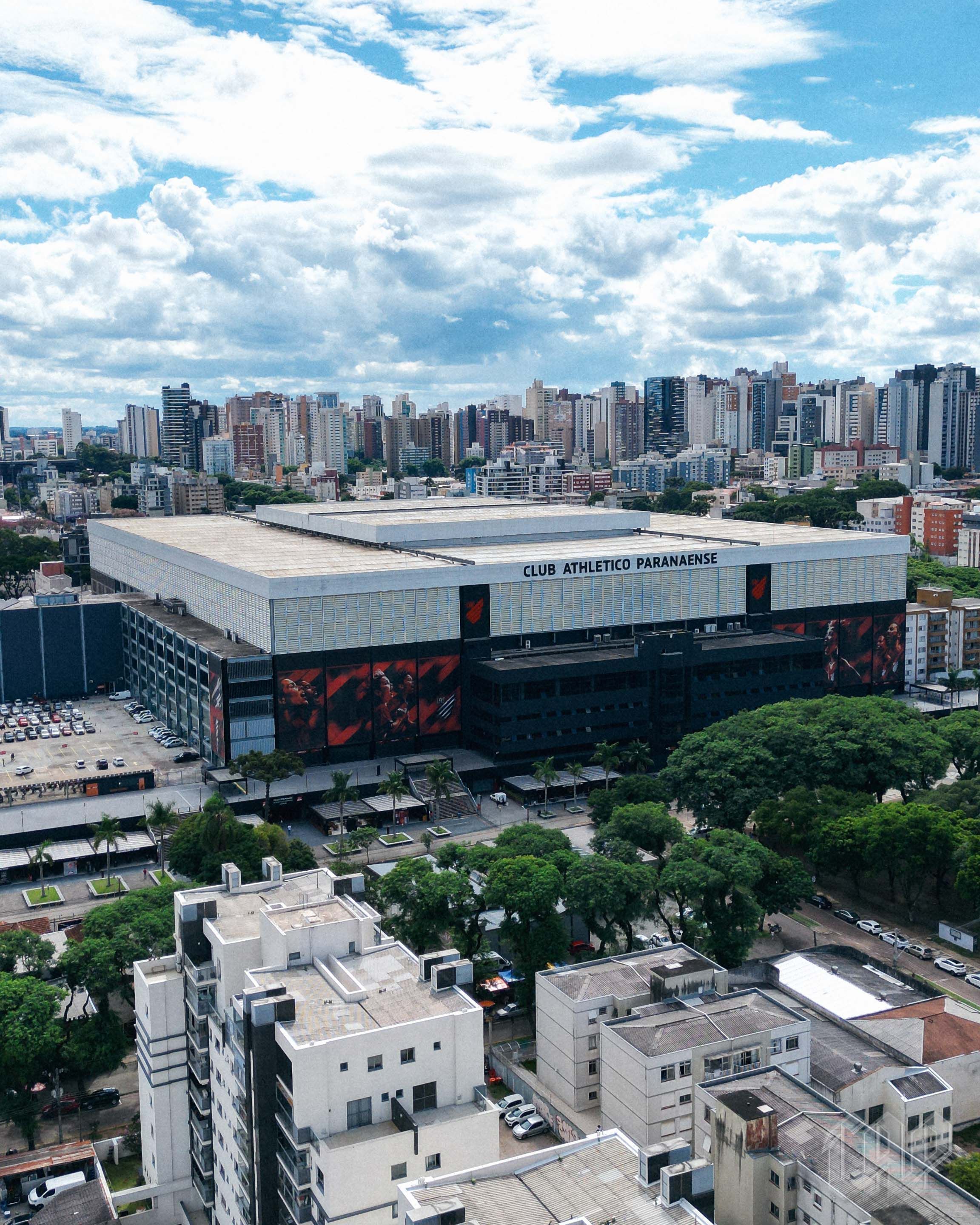 Athletico-PR x Londrina: veja escalações para duelo pela semifinal do Paranaense