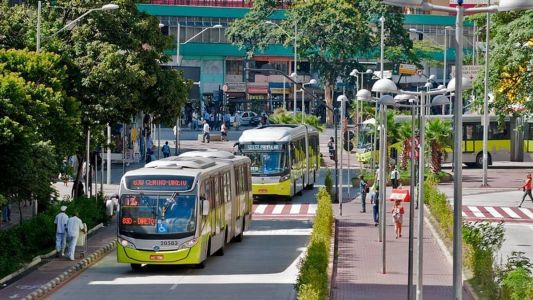Há um mês, usuários de ônibus de Belo Horizonte passaram a pagar R$ 6,00 na tarifa