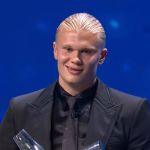 Haaland supera Messi e é eleito melhor jogador do ano pela Uefa