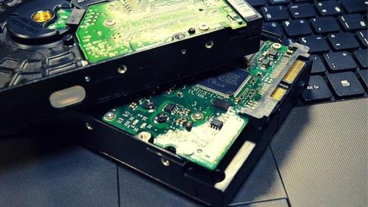 Hacker era procurado pela Interpol