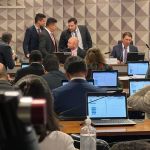 Hacker Delgatti começa a depôr na CPMI do 8/1, e direito ao silêncio é garantido por salvo-conduto