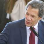 “Desaceleração econômica pretendida pelo BC chegou forte“, diz Haddad após prévia do PIB