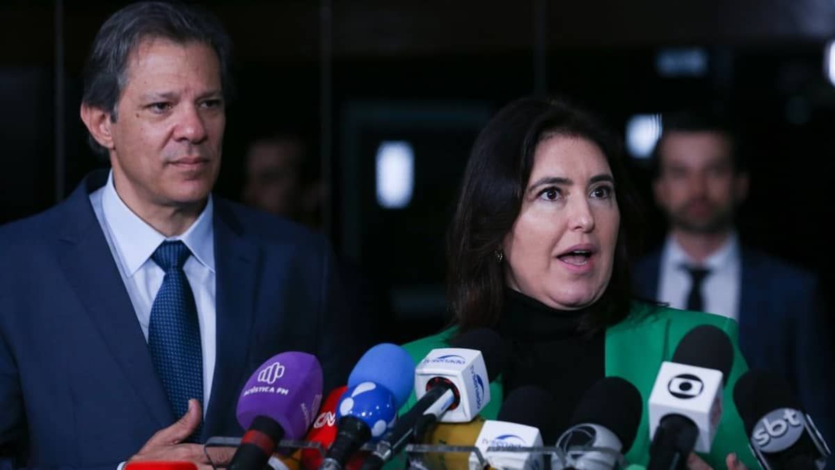 Sob pressão de Lira, equipe econômica e ministros palacianos se reúnem para debater reforma administrativa