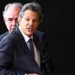 Haddad apresentará cenários fiscais, mas Lula dará palavra final sobre incentivo a carros populares