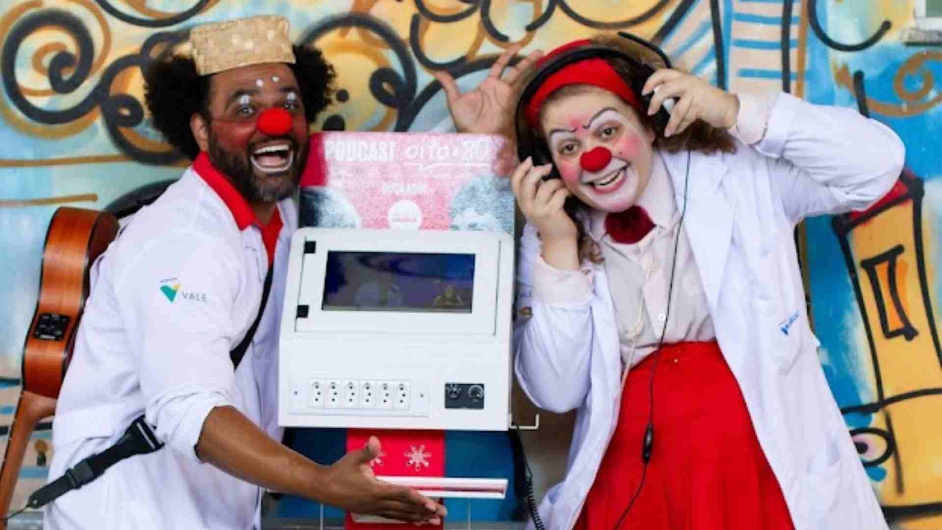 Podcast 8 e 80, produzido pelo 'Instituto Hahaha' traz conteúdo de saúde, bem-estar, cultura e arte para idosos