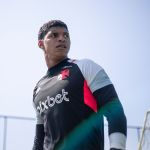 Vasco rejeita ofertas por jovem goleiro e descarta a compra de Ivan