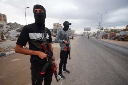 Membros do Hamas nas ruas de Gaza