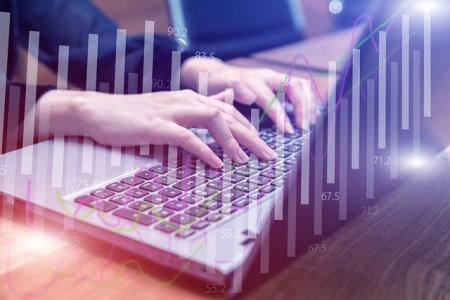 Dois computadores foram levados de clientes