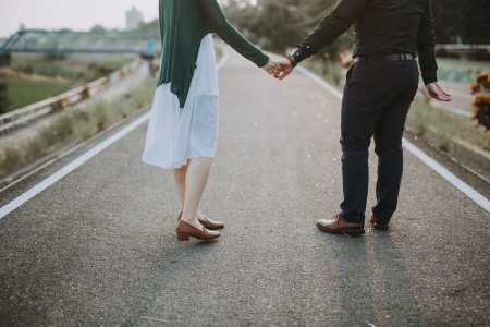 Pesquisa mostra que pessoas com maior renda são mais felizes com vida sexual e amorosa