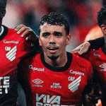 Veja o que disse Felipe Chiqueti após goleada do Athletico-PR sobre o Foz do Iguaçu