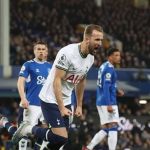 Everton e Tottenham empatam em jogo de duas expulsões no Campeonato Inglês