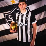 Atlético oficializa contratação do volante argentino Tomás Pérez; veja detalhes