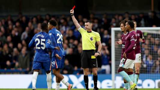 Fofana, do Chelsea, é expulso em jogo da Premier League