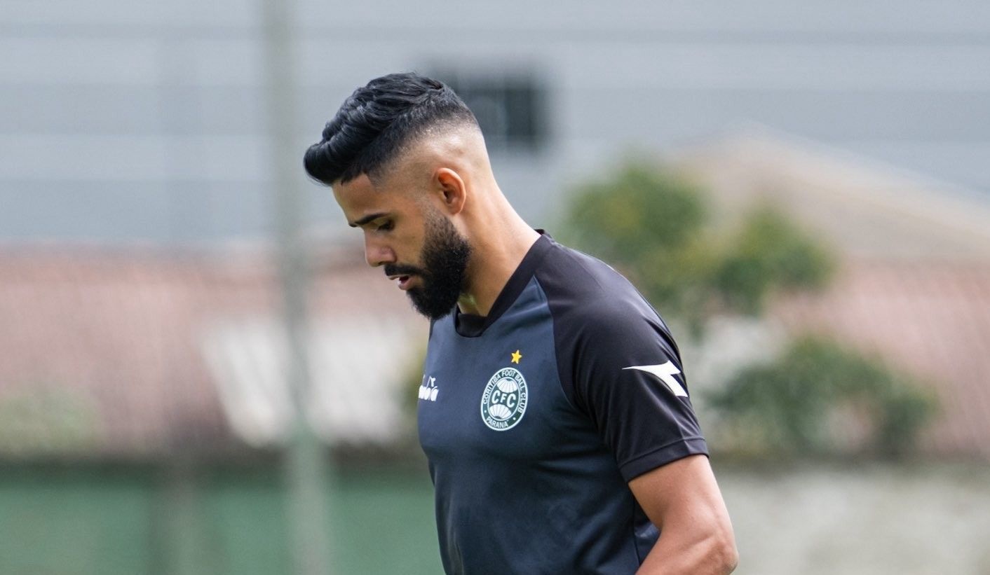 Coritiba deve ter novidades contra São Paulo pelo Brasileiro; veja opções de Seabra