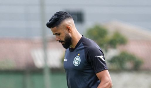 Felipe Jonathan vive expectativa para estrear pelo Coritiba