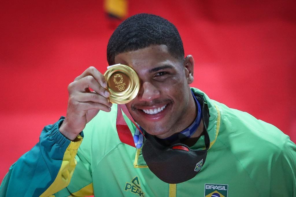 Qual o recorde de medalhas do Brasil em uma edição de Jogos Olímpicos?
