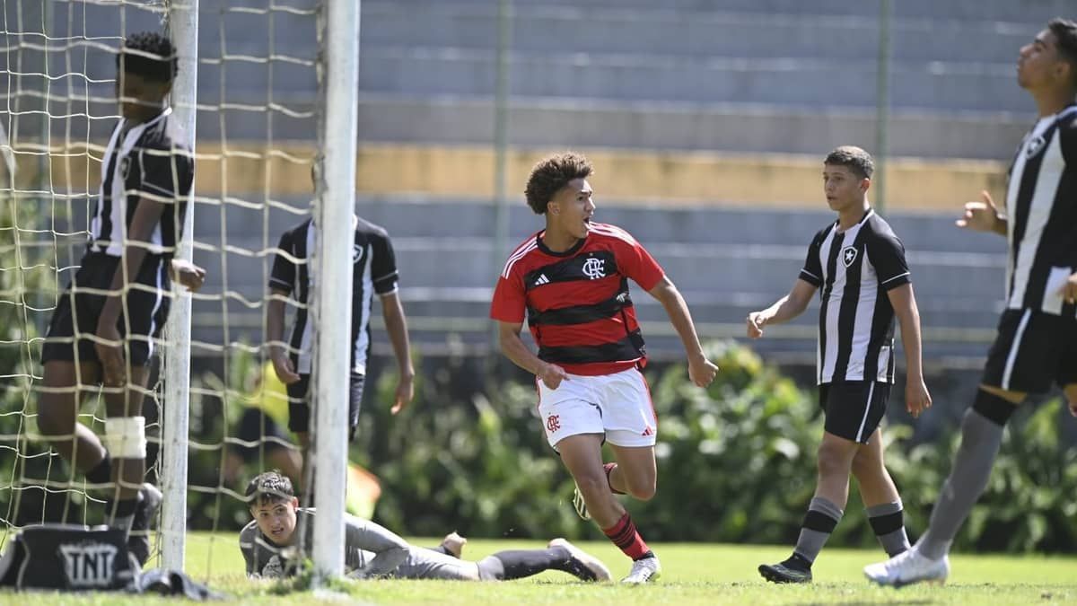 Reprovado em primeiro teste, jovem do Flamengo é convocado pela Seleção; saiba mais