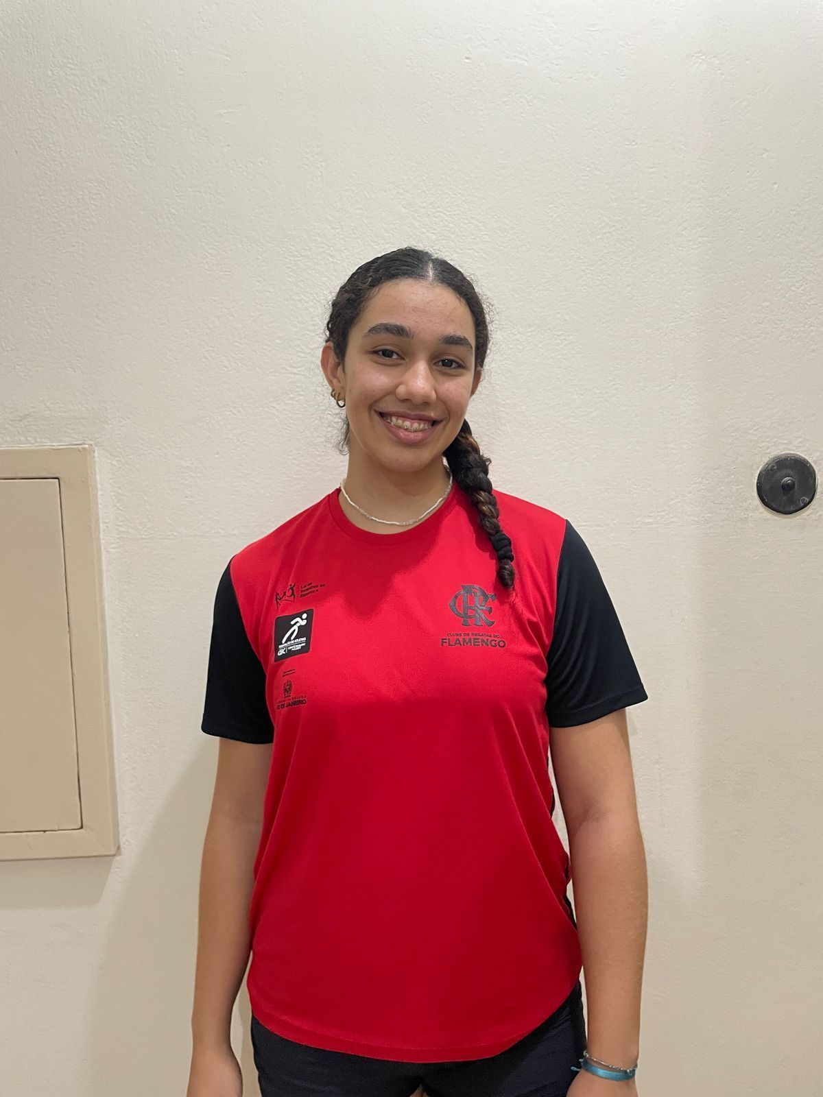 Atleta de Varginha representa Minas Gerais em campeonato nacional de vôlei