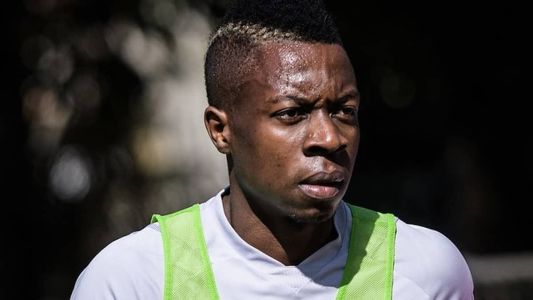 Helibelton Palacios é a grande novidade de Pepa para o duelo com o Vasco