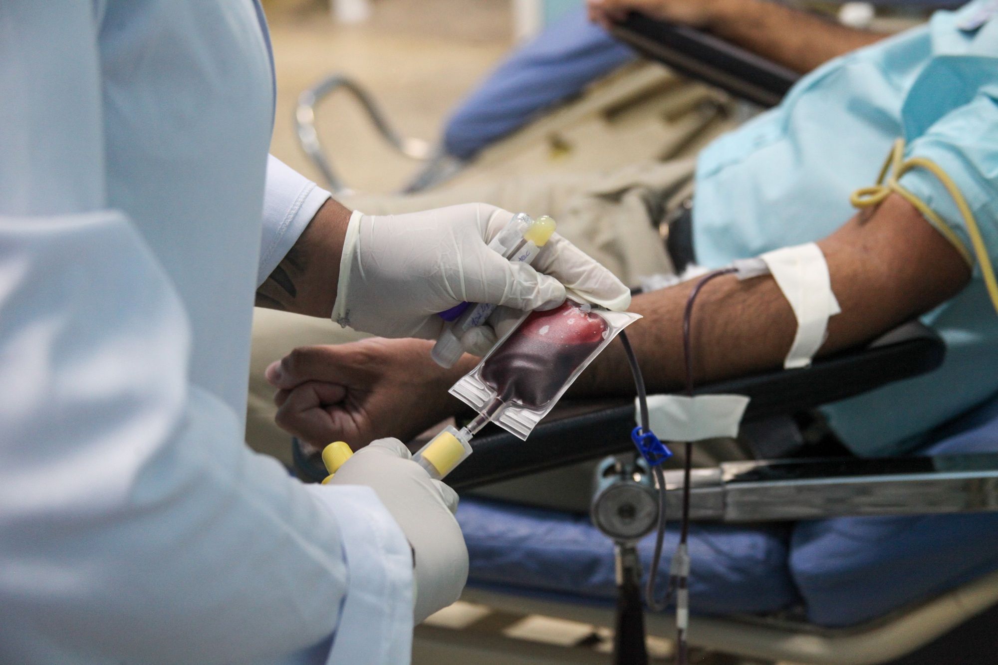 Hemominas lança campanha 'Doe sangue, Salve Vidas' para chamar doadores