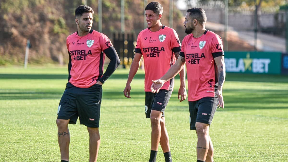 América divulga lista de relacionados para jogo contra o Inter; veja novidades