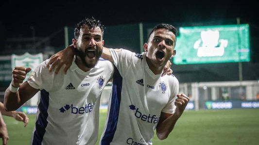 Henrique Dourado abriu o placar ainda na etapa inicial