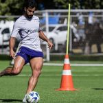 Cruzeiro estreia campo sintético da Toca II de olho no Athletico-PR