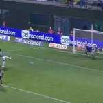 Ex-Cruzeiro, Henrique Dourado perde pênalti em empate da Chapecoense