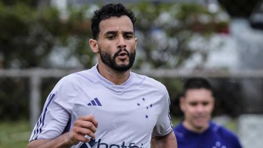 Henrique Dourado fez contrato de produtividade com o Cruzeiro