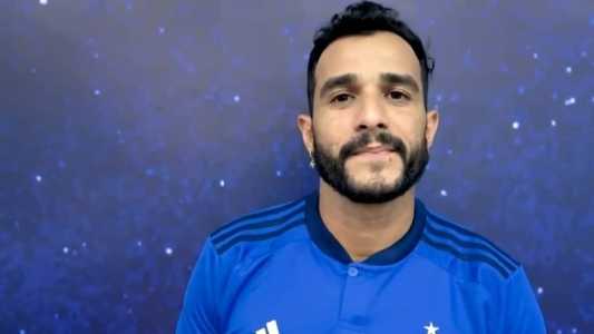 Henrique Dourado foi anunciado nesta terça-feira como reforço do Cruzeiro