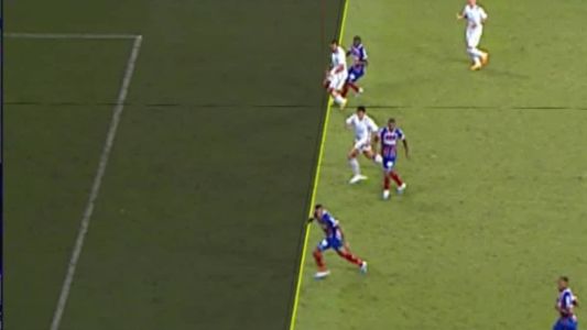 Henrique Dourado teve gol anulado contra o Bahia, na Fonte Nova