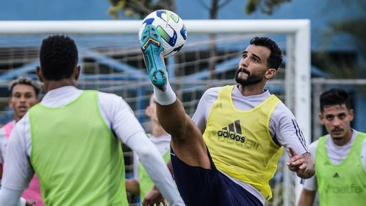 Henrique Dourado vive expectativa de estrear pelo Cruzeiro