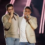 Spotify divulga artistas, álbuns e músicas mais escutados no Brasil e mundo em 2025; confira listas