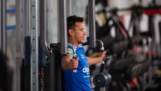 Henrique está afastado dos gramados desde 2020