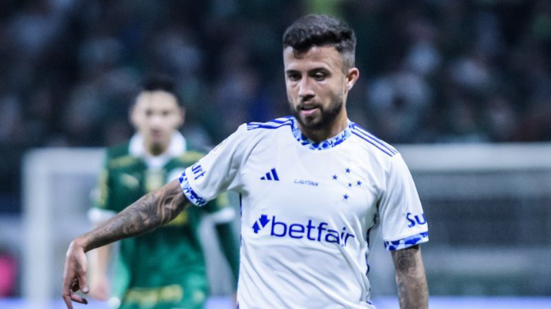Matheus Henrique titular no Cruzeiro? Seabra detalha planos para o jogador