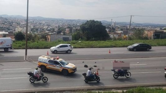 Em um dos acidentes, um adolescente de 17 anos que estava na garupa de uma motocicleta teve o corpo dilacerado