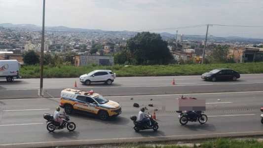 Em um dos acidentes, um adolescente de 17 anos que estava na garupa de uma motocicleta teve o corpo dilacerado