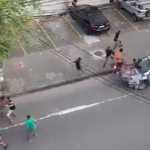Vídeo: viatura da PM atropela homens que brigavam em Recife