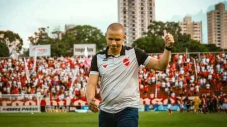 Higo encaminhou acerto para retornar ao Vila Nova