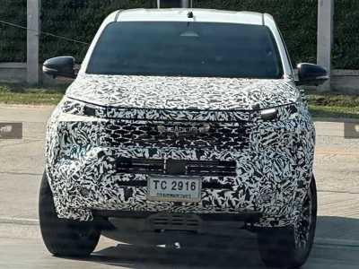 Nova Toyota Hilux, que chega ao Brasil em 2026, tem detalhes revelados