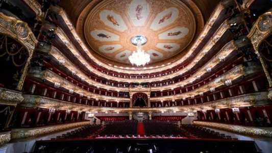 Histórico teatro Bolshoi, em Moscou