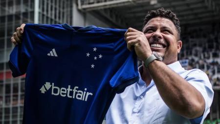 Hoje gestor, Ronaldo conquistou a Copa do Brasil em 1993 e 2009 como jogador, com Cruzeiro e Corinthians