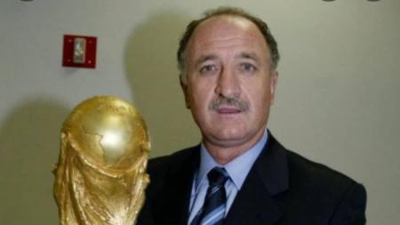Felipão conquistou a Copa do Mundo de 2002 com a Seleção Brasileira