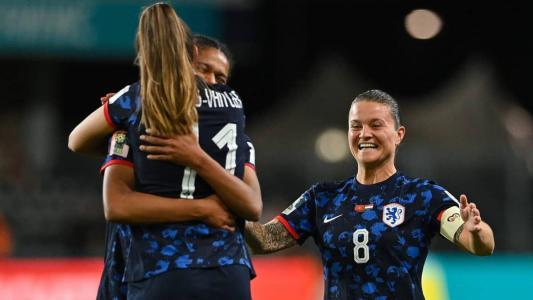 Holanda goleou o Vietnã