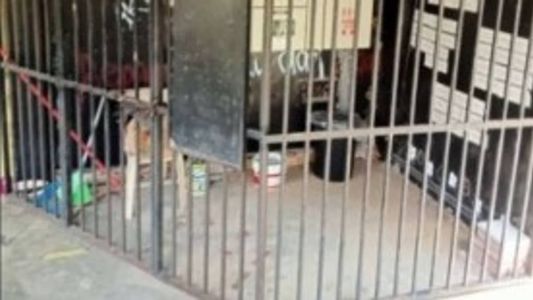 Homem afirma que menino foi castigado por mau comportamento  na escola