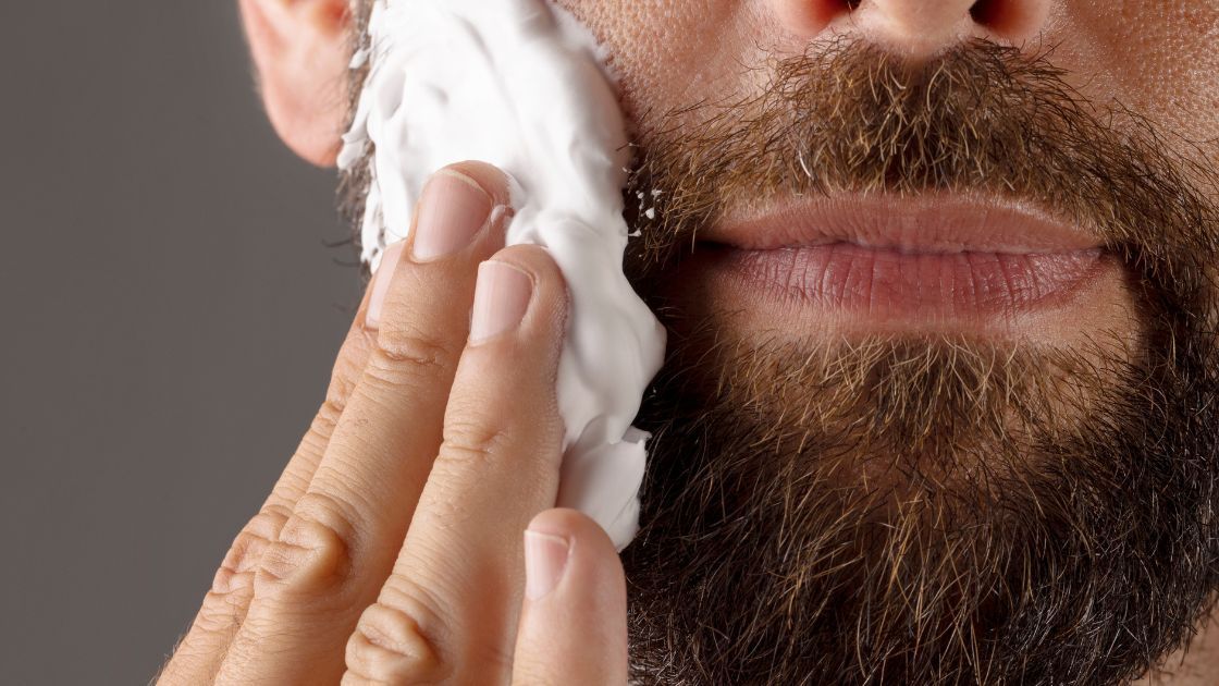 Homem: os 8 passos da barba para você incluir na sua rotina