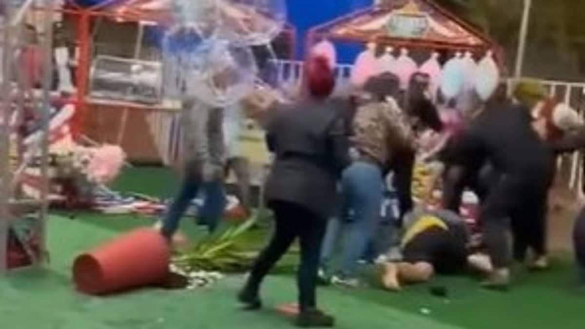 Vídeo: mal-entendido provoca pancadaria em circo em Minas Gerais 