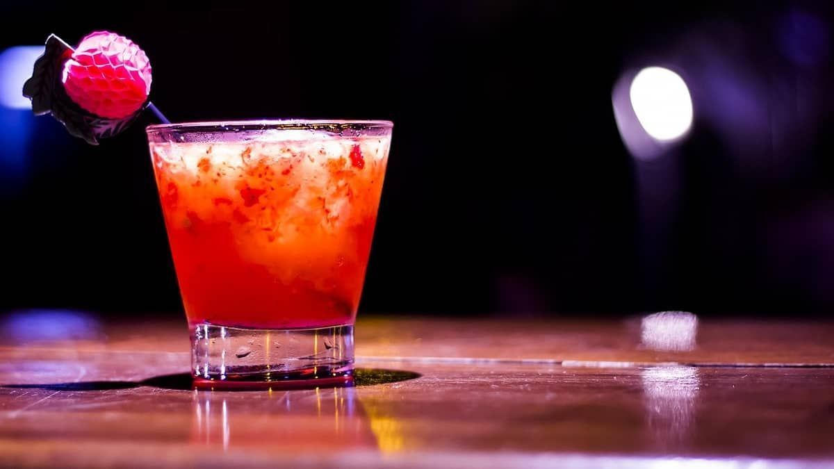 Homem é preso por colocar sonífero em bebida e estuprar mulher em festa em Minas 