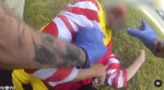 Homem é preso vestido de Ronald Mcdonald